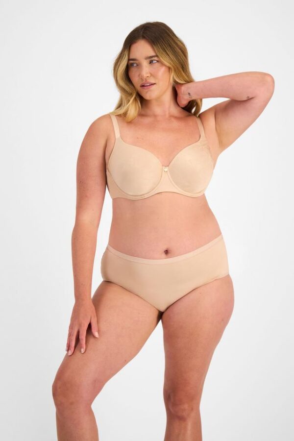 Lift & Shape T-Shirt Bra - Image 5