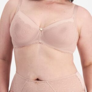 Lift & Shape Minimising Bra