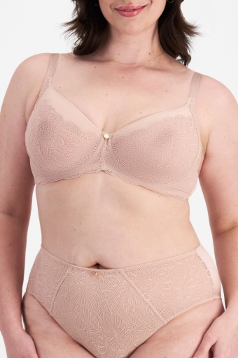 Lift & Shape Minimising Bra