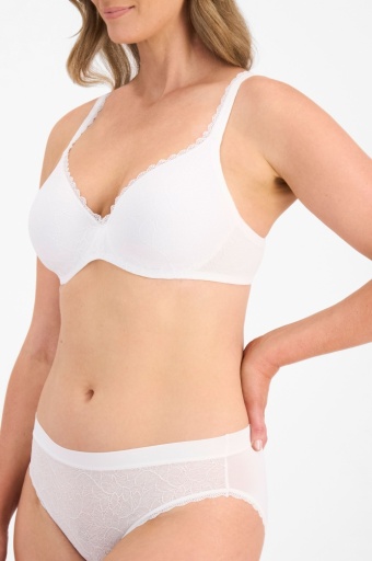 Barely There Lace T-Shirt Bra - Image 10
