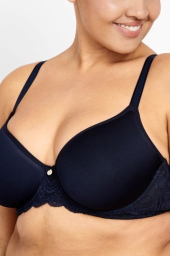Lift & Shape T-Shirt Bra - Image 8